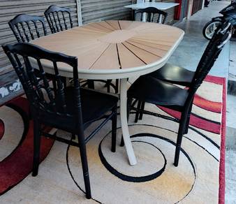 OUTDOOR DINING TABLE (8-seater table and chair set