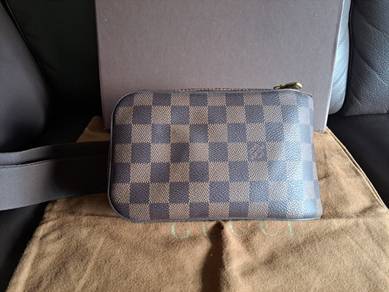 LOUIS VUITTON Messenger BAG For SALE