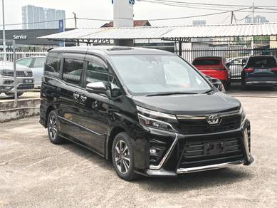 2020 Toyota Voxy KIRAMEKI