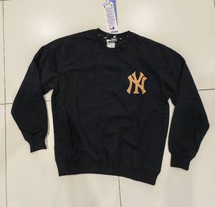 MLB Black Sweater