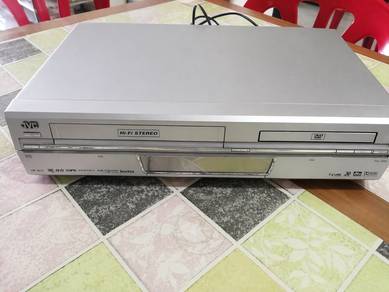 JVC HR-XV3E DVD & VCR Player