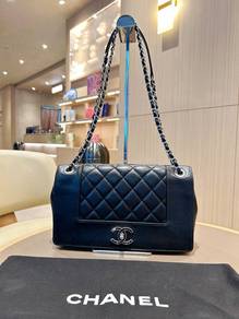 Chanel Mademoiselle Seasonal Shoulder Bag In Black