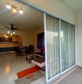 Condominium For Sale in Koi Kinrara