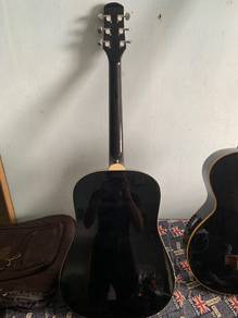 Bass akustik { washbirn ) condition 9/10
