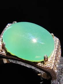 Giok Jadeite Jed Burma Hijau Buah Ais (Gred A)