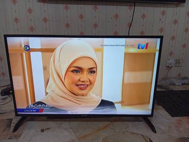 sharp TV 40 inch led very good condition 