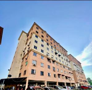 Apartment For Sale in Golden Villa