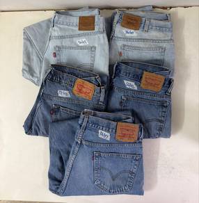 Levi’s Jeans sz 36 Combo:)..