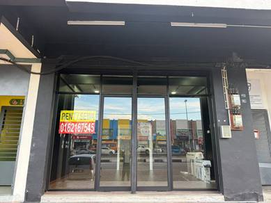 Pintu kaca tebal frame kukuh