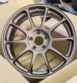 Volk Racing ZE40 18 8.5JJ ET43 PCD112 golf gti