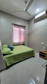 Homestay di Parit Yaani