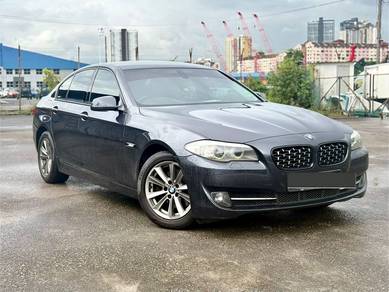 BMW 523i 23i (CBU) in Kuchai Lama, KUL