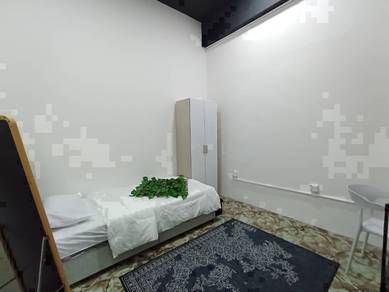 Room in Desa Pandan, KUL