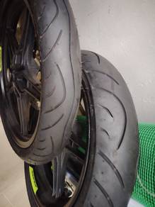 Y15ZR Sniper 150 Original Rims and Factory Tires