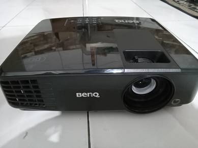 BenQ ms504 DLP 3D Projector