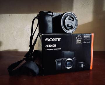 SONY A6400 like new
