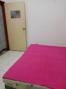 Room in Balakong, SGR