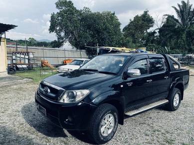 Toyota Hilux G in Seri Kembangan, SGR