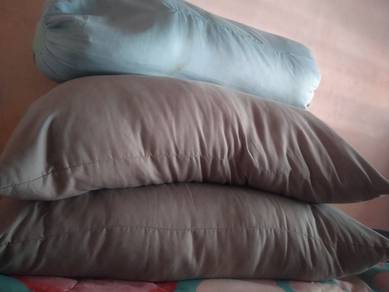 pillow 2 bolster 1