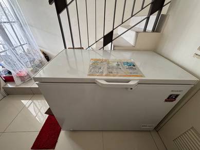 Sharp Chest Freezer 300L