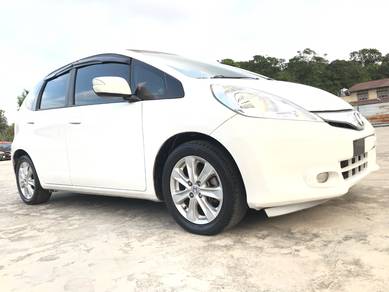 Honda Jazz Hybrid HYBRID in Muar, JHR