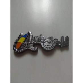 SALE. Hard Rock Cafe San Diego 3D Skyline magnet