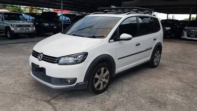 Volkswagen Touran in Kota Kinabalu, SBH