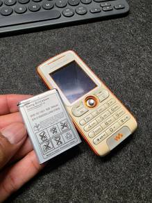Sony Ericsson W200i Legend