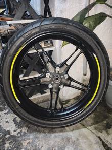 Rim y16 used