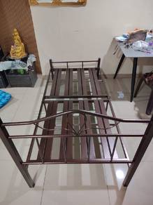 single bed 