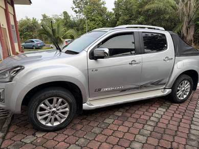 Isuzu D-Max PREMIUM in Segamat, JHR