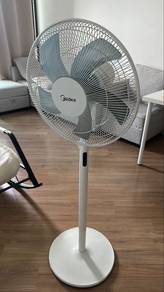 Midea Stand Fan (Used)