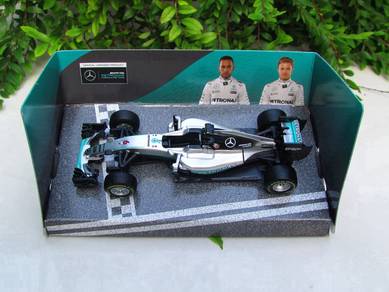 Bburago 1-43 (2016) Mercedes AMG Petronas F1 FW07