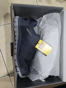 safety shoes 