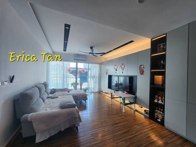 Condominium For Sale in Elit Heights @ Bayan City