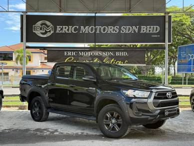 2024 Toyota Hilux E
