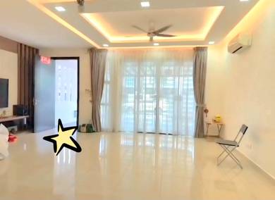 2-storey Terraced House For Sale in Horizon Hills,JHR