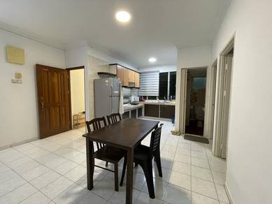 Condominium For Rent in N-Park Condominium