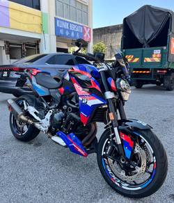BMW F 900 R