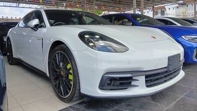 Porsche Panamera 4 E-HYBRID in Johor Bahru, JHR