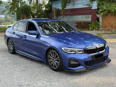 BMW 330i 30i M SPORT in Cheras, SGR
