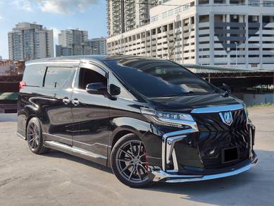 Toyota Alphard 2.5 SC in Salak Selatan, KUL
