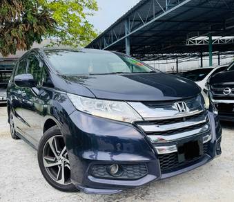 Honda Odyssey ABSOLUTE in Old Klang Road, KUL