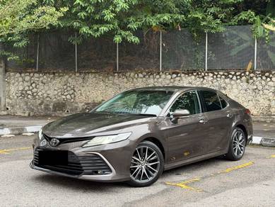 2023 Toyota Camry V