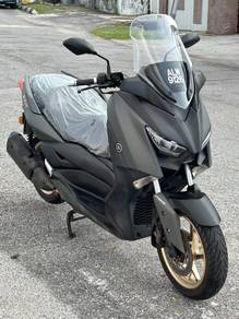 Yamaha XMAX