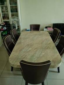 Meja makan untuk di jual