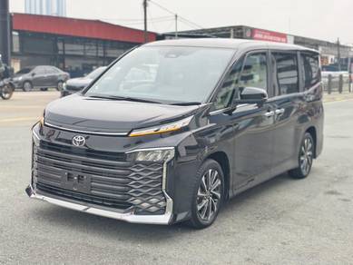2023 Toyota Voxy S-Z