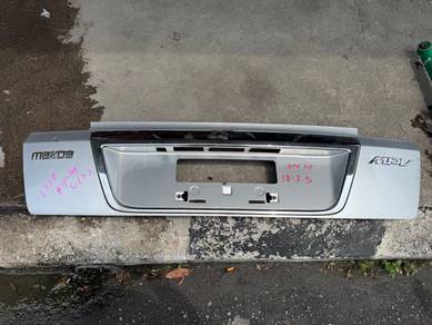 No 18-7-5 Mazda 8 Mpv LY Rear Bonnet Cover Jpn
