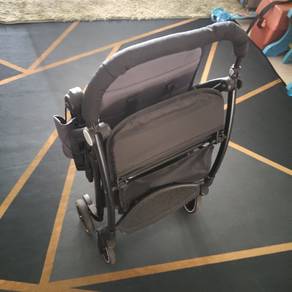 stroller 