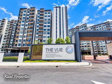 Condominium For Auction in THE VUE @ MONTEREZ